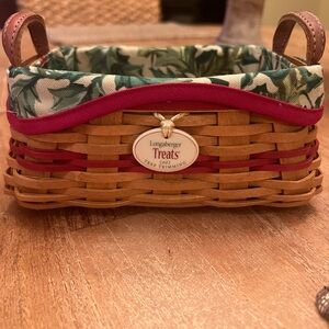 Longaberger 2000 Treats Basket Tree Trimming Collection